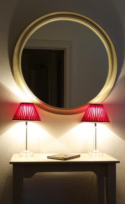 Colebrook Guest House Фарнборо Экстерьер фото